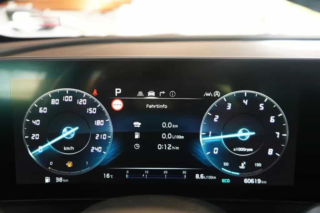 Kia Sportage 1.6 T-GDI M-Hybrid LED Totwinkel 360° 03/2022-photo-27