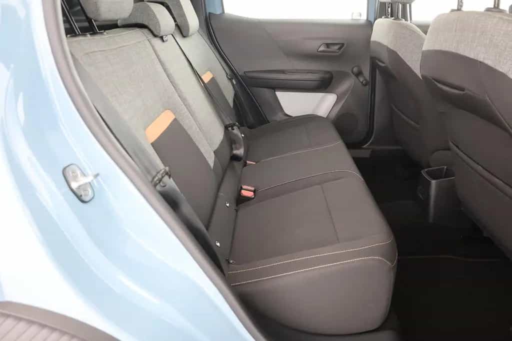 Citroën C3 Aircross 1.2 PureTech 100 LED Virtual Cockpit 08/2025-photo-23