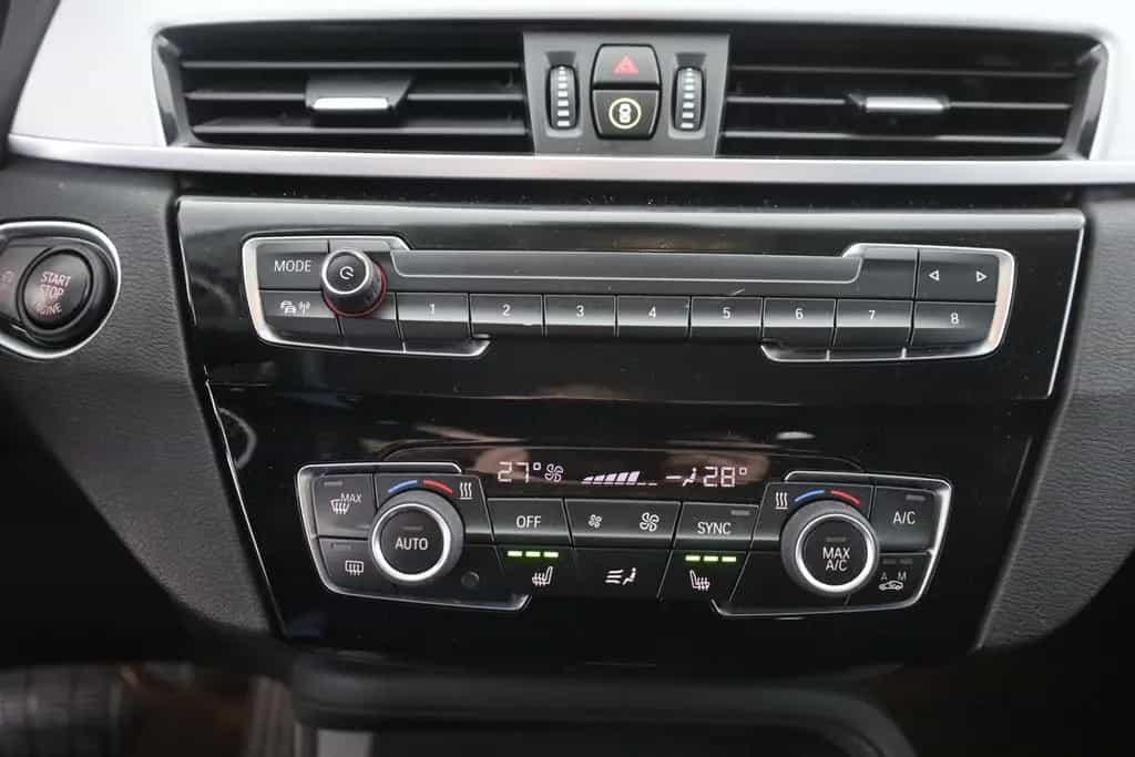 BMW X1 18i Advantage LED Navi Sitzheizung Tempomat 11/2018-photo-11