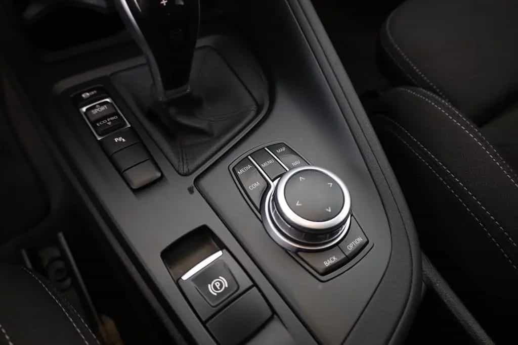 BMW X1 18i Advantage LED Navi Sitzheizung Tempomat 11/2018-photo-13