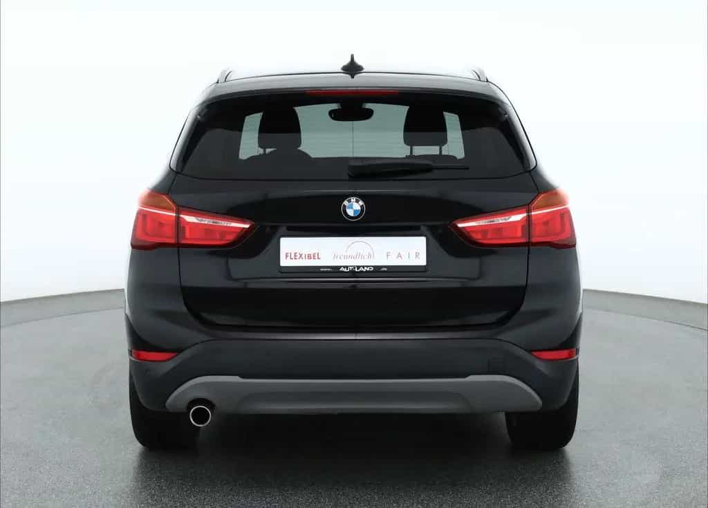 BMW X1 18i Advantage LED Navi Sitzheizung Tempomat 11/2018-photo-3