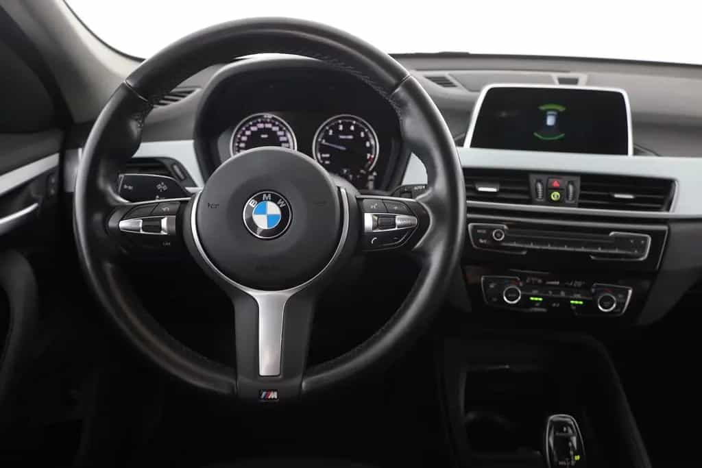 BMW X1 18i Advantage LED Navi Sitzheizung Tempomat 11/2018-photo-9