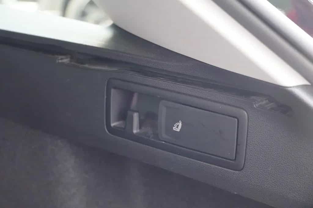Volkswagen Golf Variant 1.0 eTSI DSG Life LED ACC AHK Navi 02/2021-photo-29