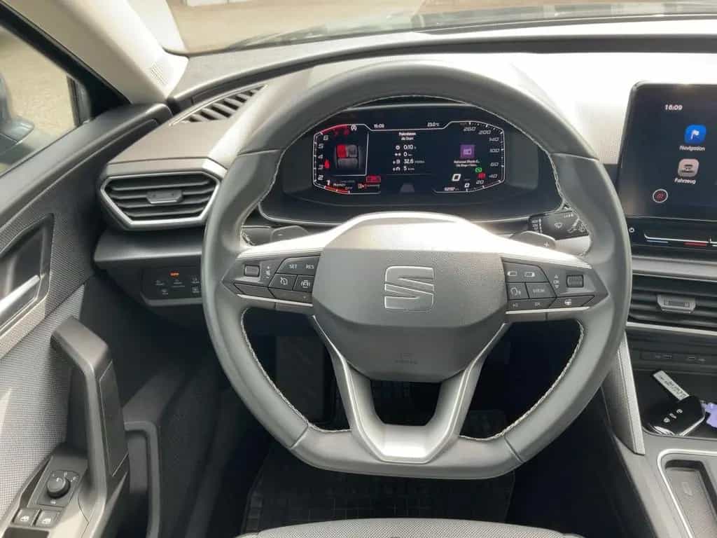 Seat Leon ST 1.5eTSI DSG STYLE LED+NAV+SHZ+RFK+AHK+VC 02/2022-photo-9