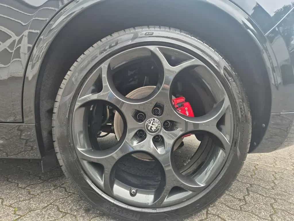 Alfa Romeo Stelvio Veloce Diesel AT 8 Allradantrieb*Premium 04/2024-photo-9