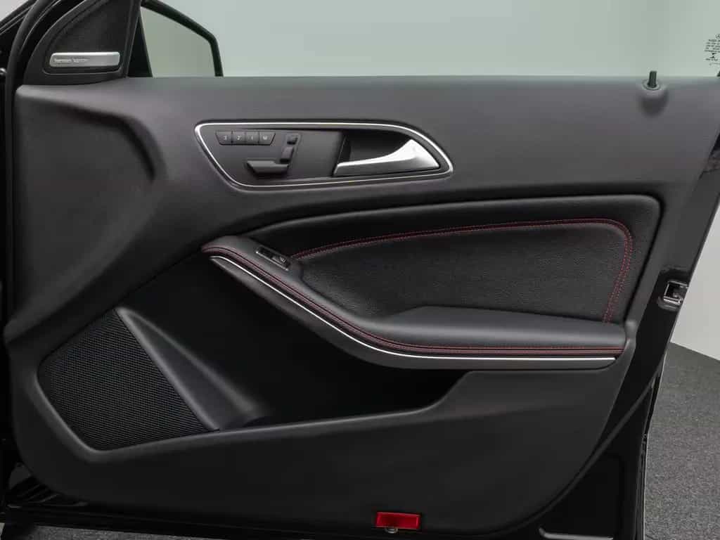 Mercedes-Benz A 45 AMG Performance 4Matic Aero H/K Kamera Navi 04/2015-photo-27