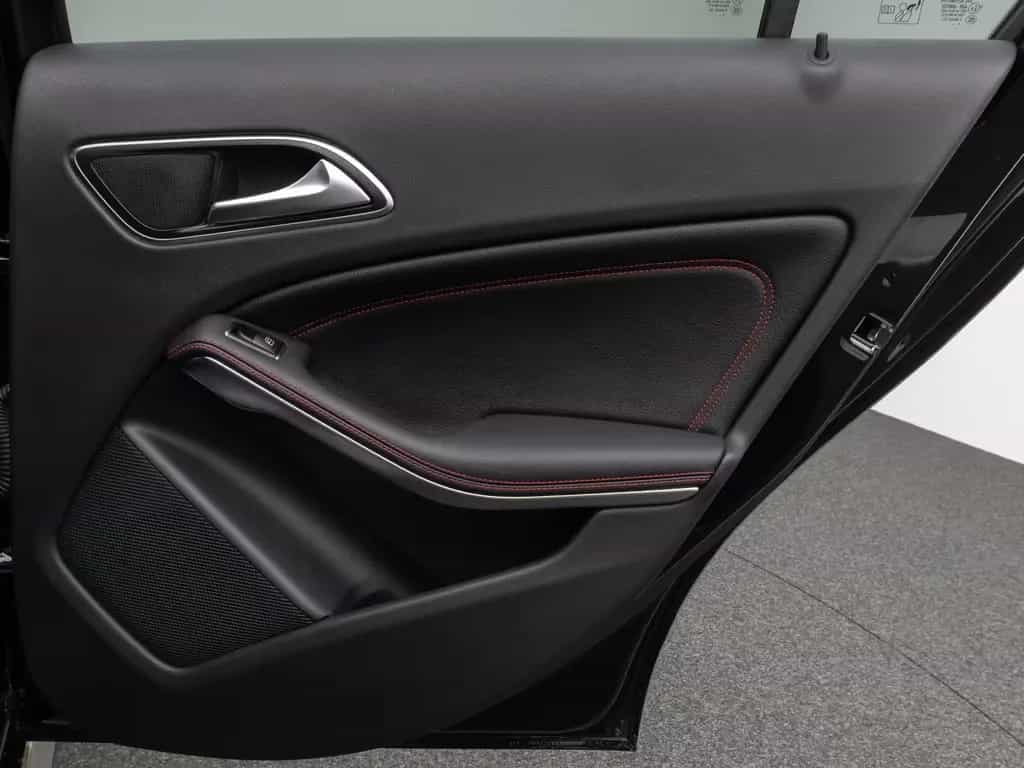 Mercedes-Benz A 45 AMG Performance 4Matic Aero H/K Kamera Navi 04/2015-photo-28