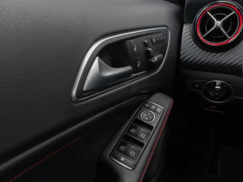 Mercedes-Benz A 45 AMG Performance 4Matic Aero H/K Kamera Navi 04/2015-photo-30