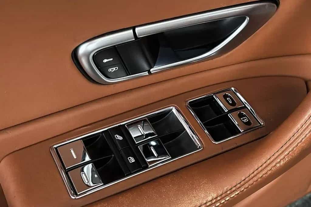 Bentley Continental GT 6.0 W12 06/2009-photo-31