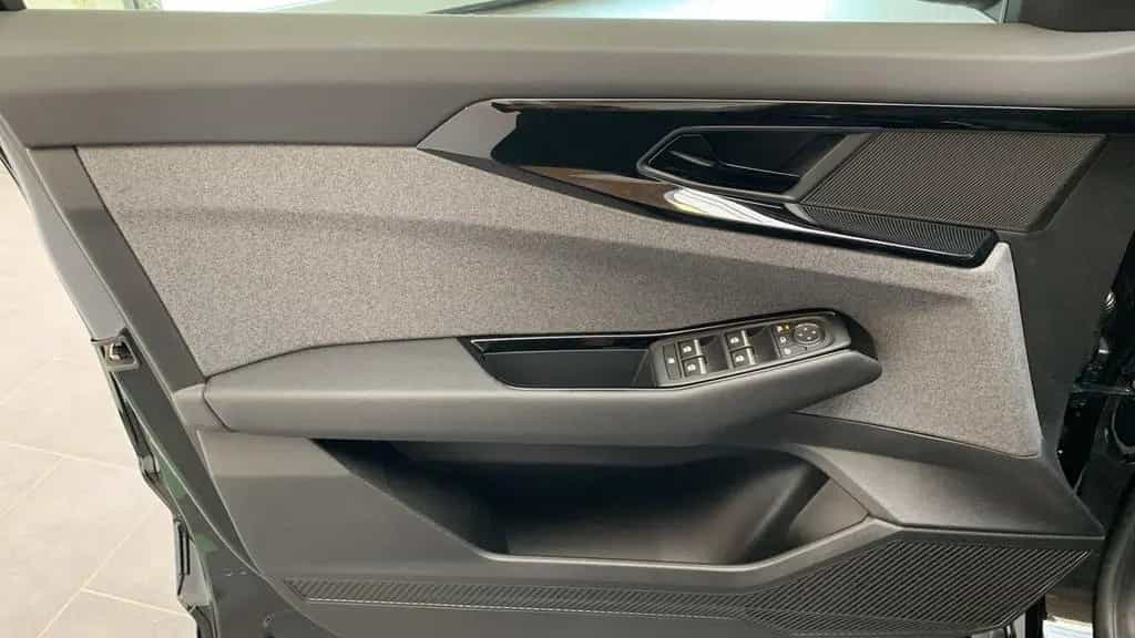 Renault Austral 1.3 TCE 160 EVOLUTION LED+SHZ+KAMERA+DAB 04/2024-photo-19