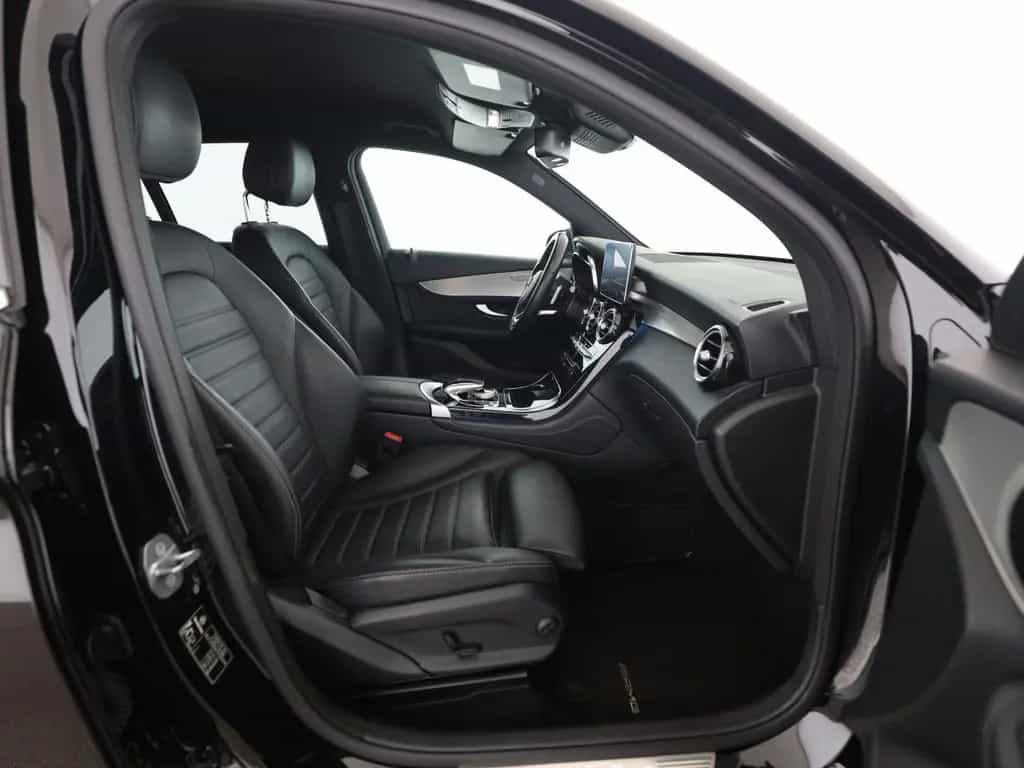Mercedes-Benz GLC 300 4M AMG Comand AHK Leder Kamera LED Navi 12/2018-photo-9