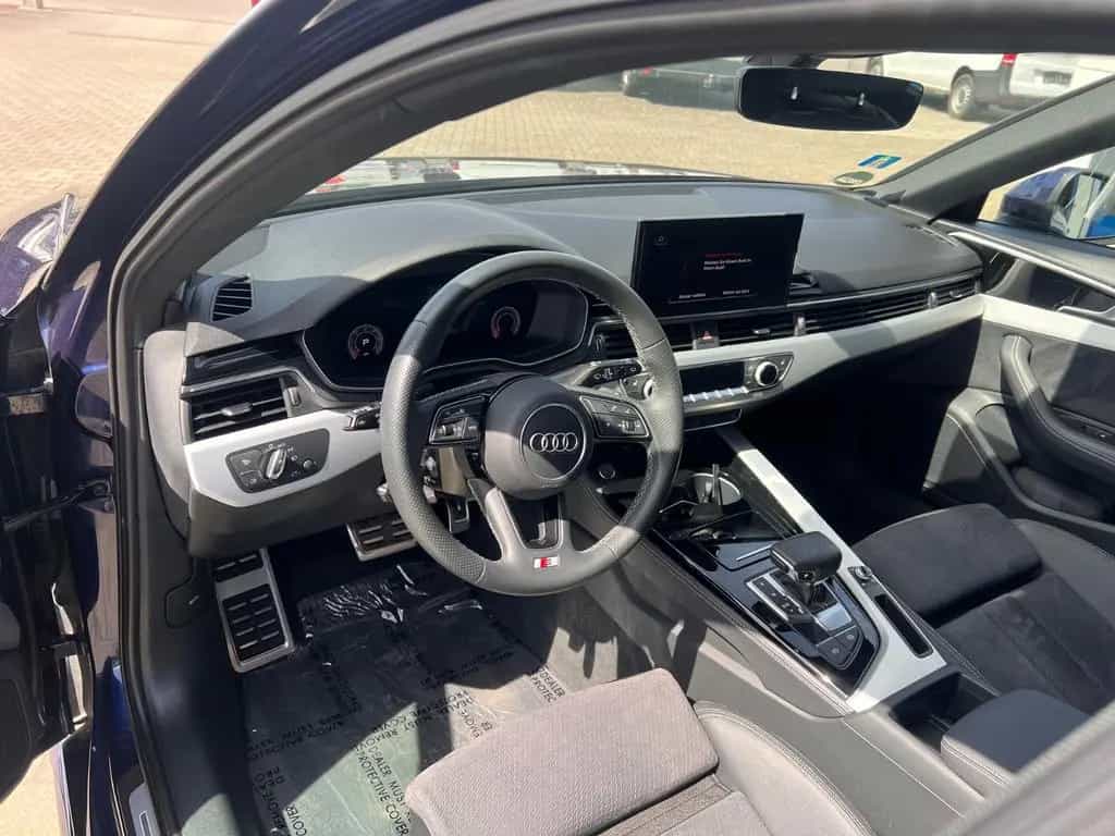 Audi A4 Avant 40 TDI 3mal S line Virtual AHK 3-Zone 03/2023-photo-4