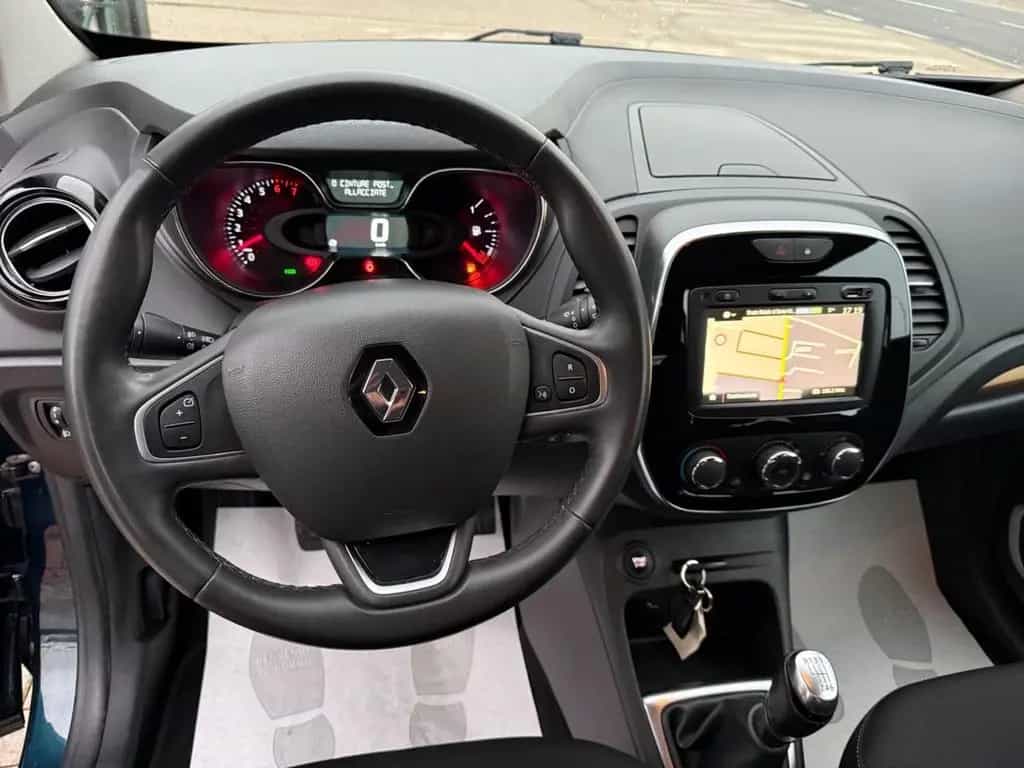 Renault Captur TCe 130 CV FAP Sport Edition 05/2019-photo-8