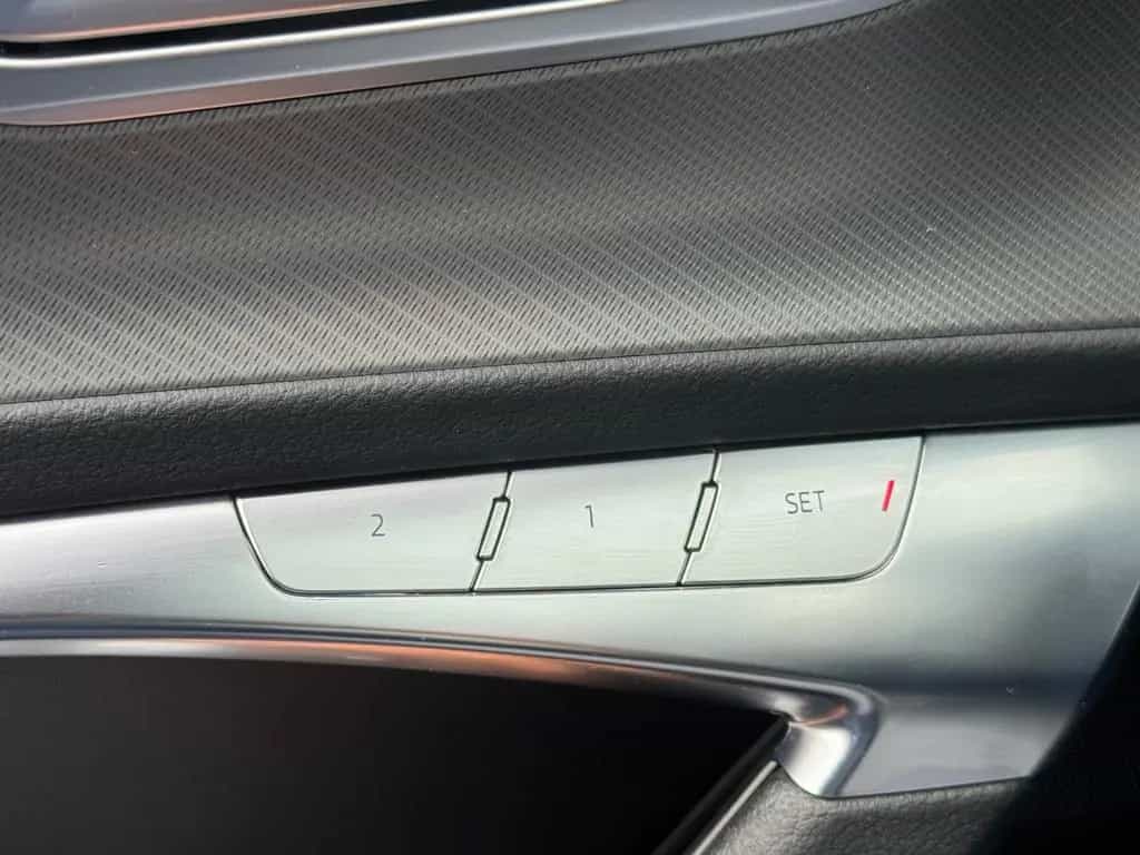Audi A6 Avant 3.0 50 TDI quattro sport°AHK°RFK°PANO° 07/2020-photo-16