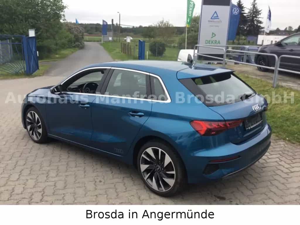Audi A3 Sportback 35 TFSI edition one 02/2021-photo-4