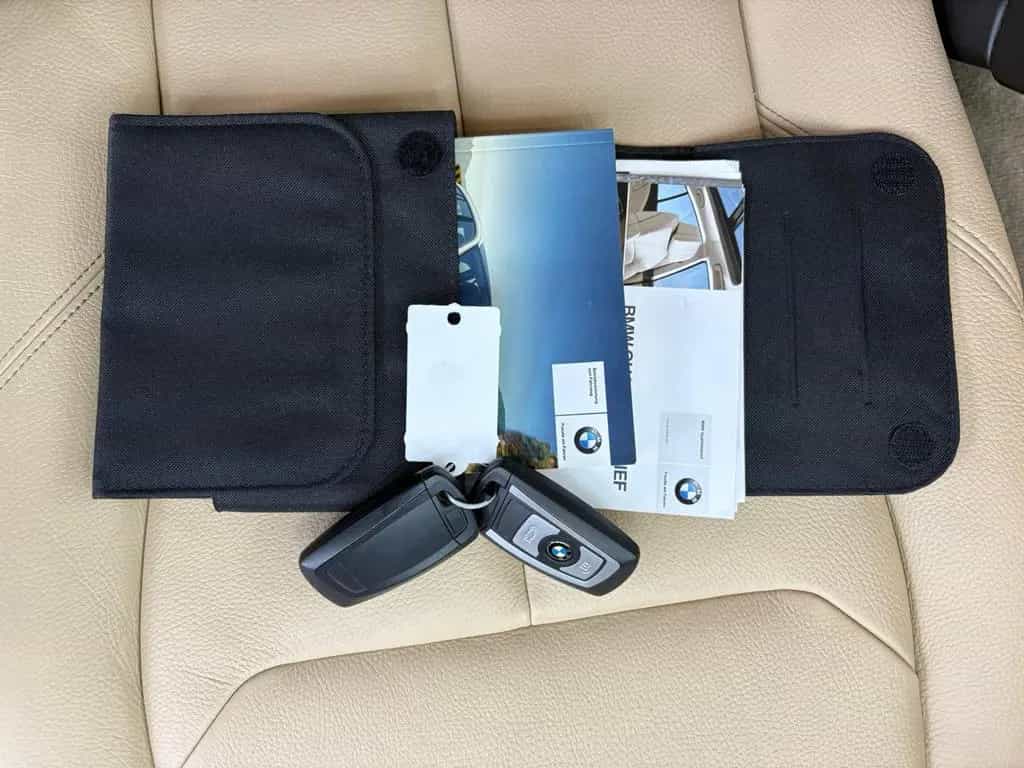 BMW 3 Series 330 3 Touring 330 i xDrive Luxury Line 11/2016-photo-28