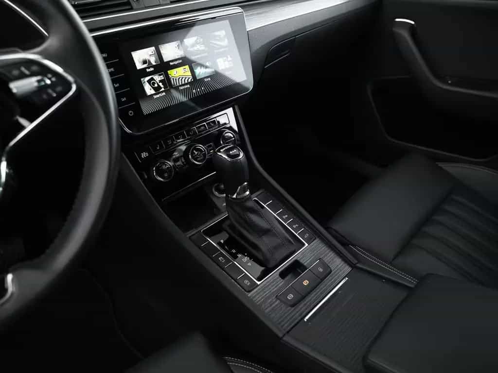 Skoda Superb Style 4x4 AHK Business-Paket Columbus 08/2022-photo-19