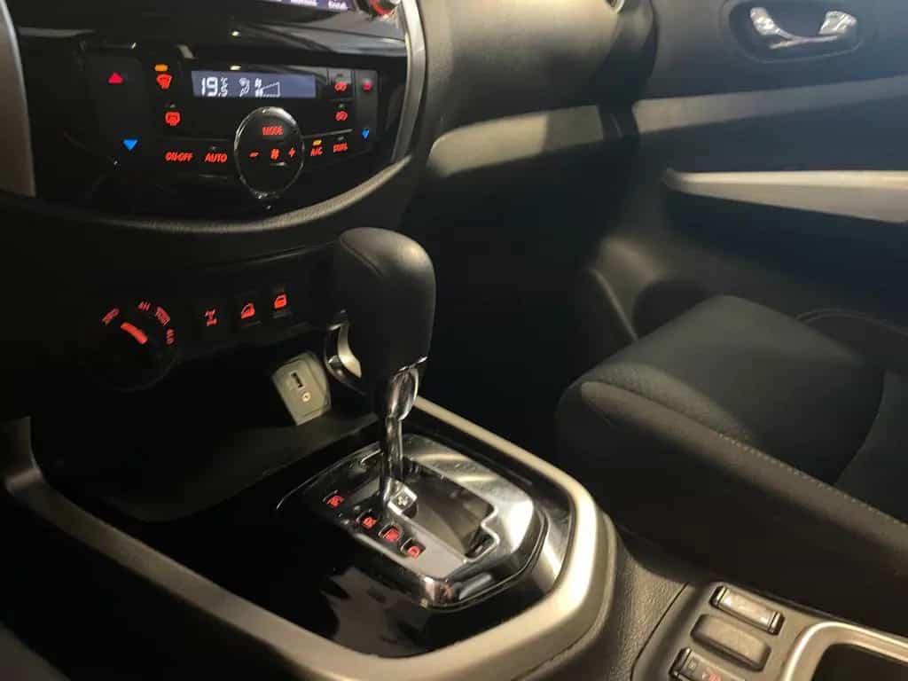 Nissan Navara 4x4 04/2021-photo-20