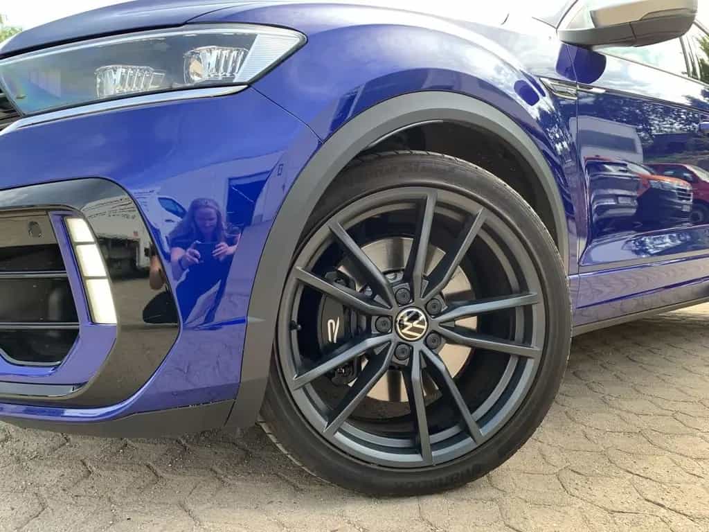 Volkswagen T-Roc R 4-MOTION AKRAPOVIC PANO+KAMERA+NAVI+DAB+ 09/2021-photo-23