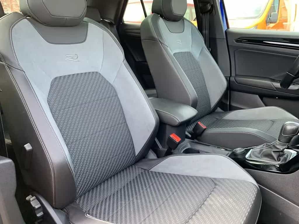 Volkswagen T-Roc R 4-MOTION AKRAPOVIC PANO+KAMERA+NAVI+DAB+ 09/2021-photo-24