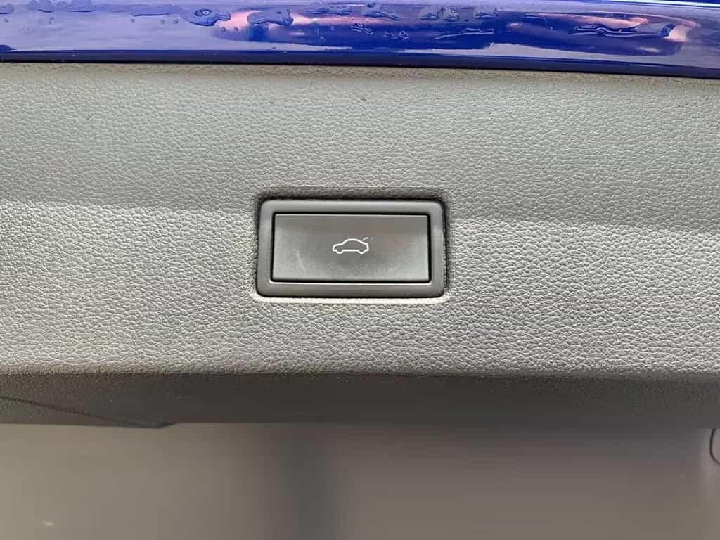 Volkswagen T-Roc R 4-MOTION AKRAPOVIC PANO+KAMERA+NAVI+DAB+ 09/2021-photo-27