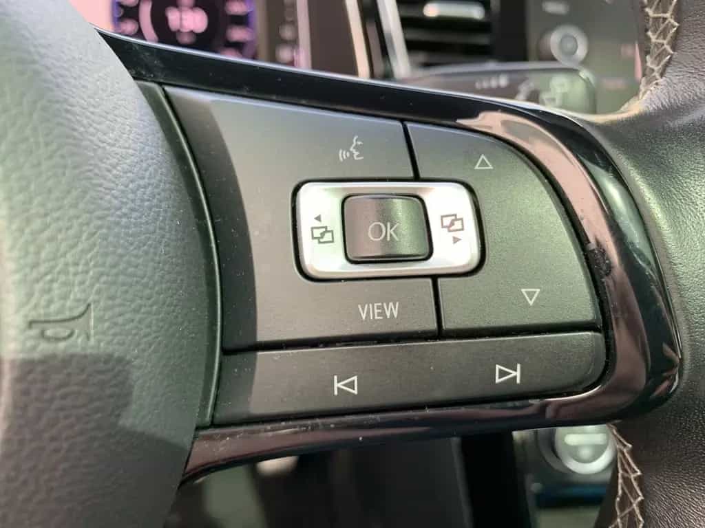 Volkswagen T-Roc R 4-MOTION AKRAPOVIC PANO+KAMERA+NAVI+DAB+ 09/2021-photo-29