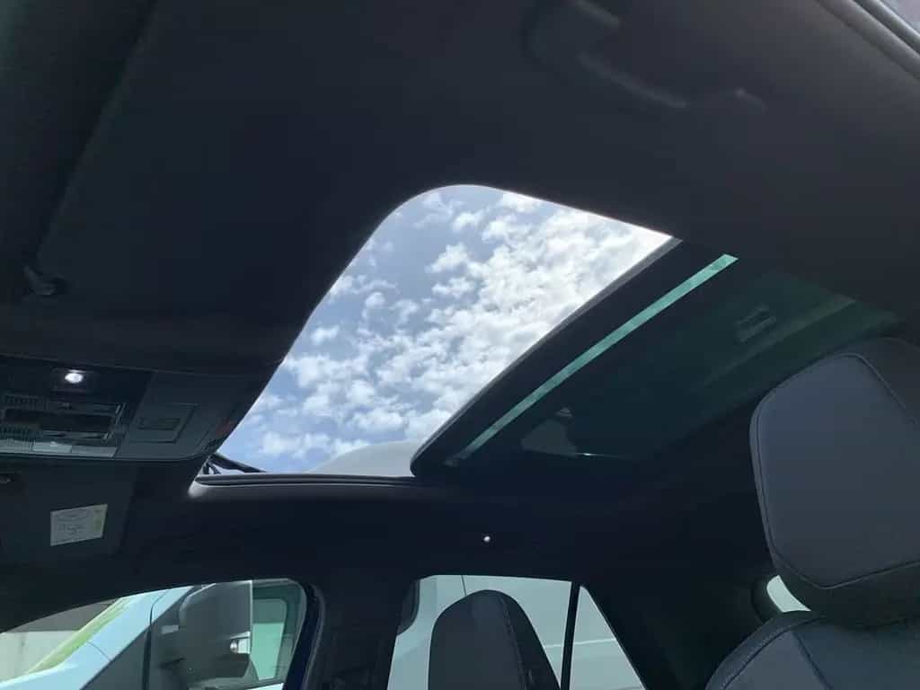 Volkswagen T-Roc R 4-MOTION AKRAPOVIC PANO+KAMERA+NAVI+DAB+ 09/2021-photo-32