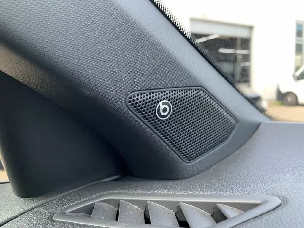 Volkswagen T-Roc R 4-MOTION AKRAPOVIC PANO+KAMERA+NAVI+DAB+ 09/2021-photo-41