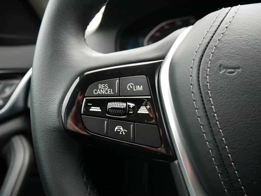 BMW 520 d Sport Line DAB ACC + Stop&Go Shz PDC 08/2020-photo-16