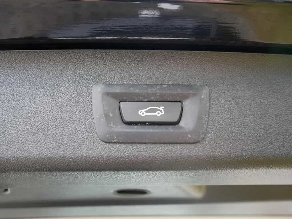 BMW 520 d Sport Line DAB ACC + Stop&Go Shz PDC 08/2020-photo-25