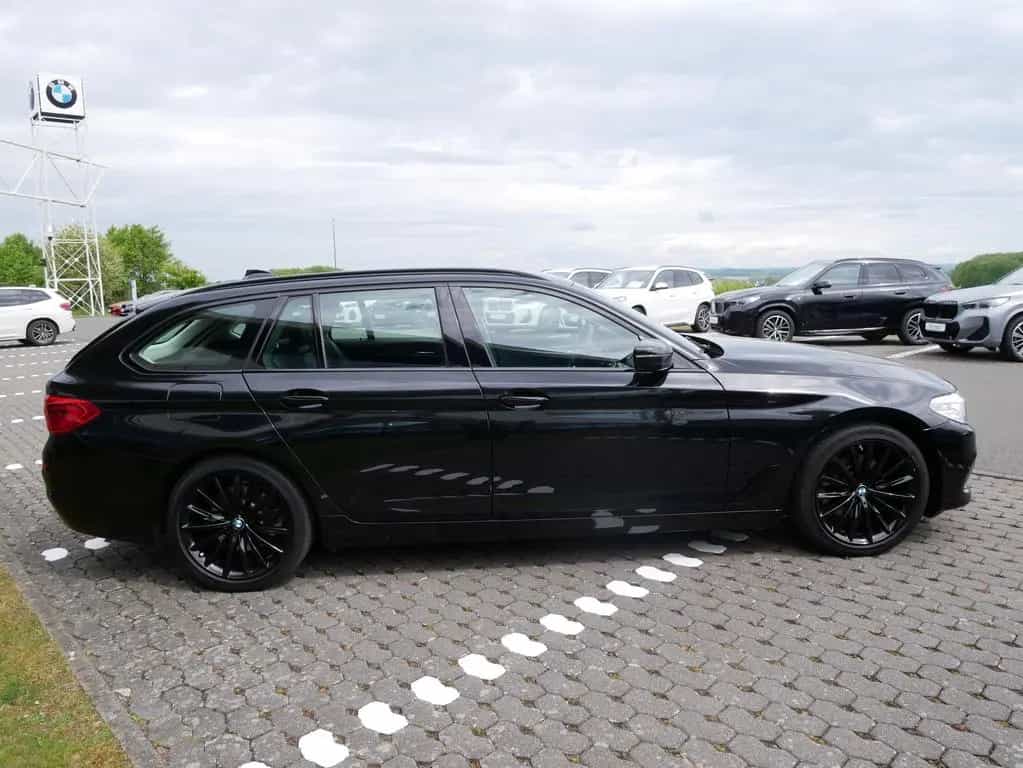 BMW 520 d Sport Line DAB ACC + Stop&Go Shz PDC 08/2020-photo-5
