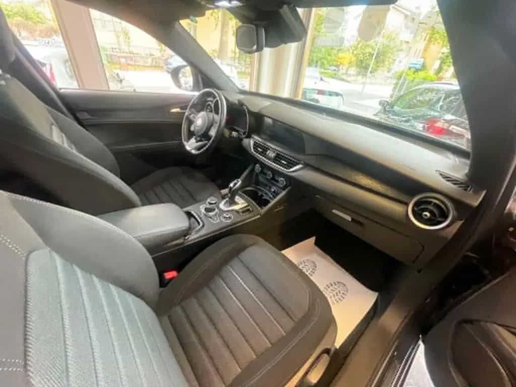 Alfa Romeo Stelvio 2.2 Turbodiesel 210 CV AT8 Q4 05/2023-photo-3