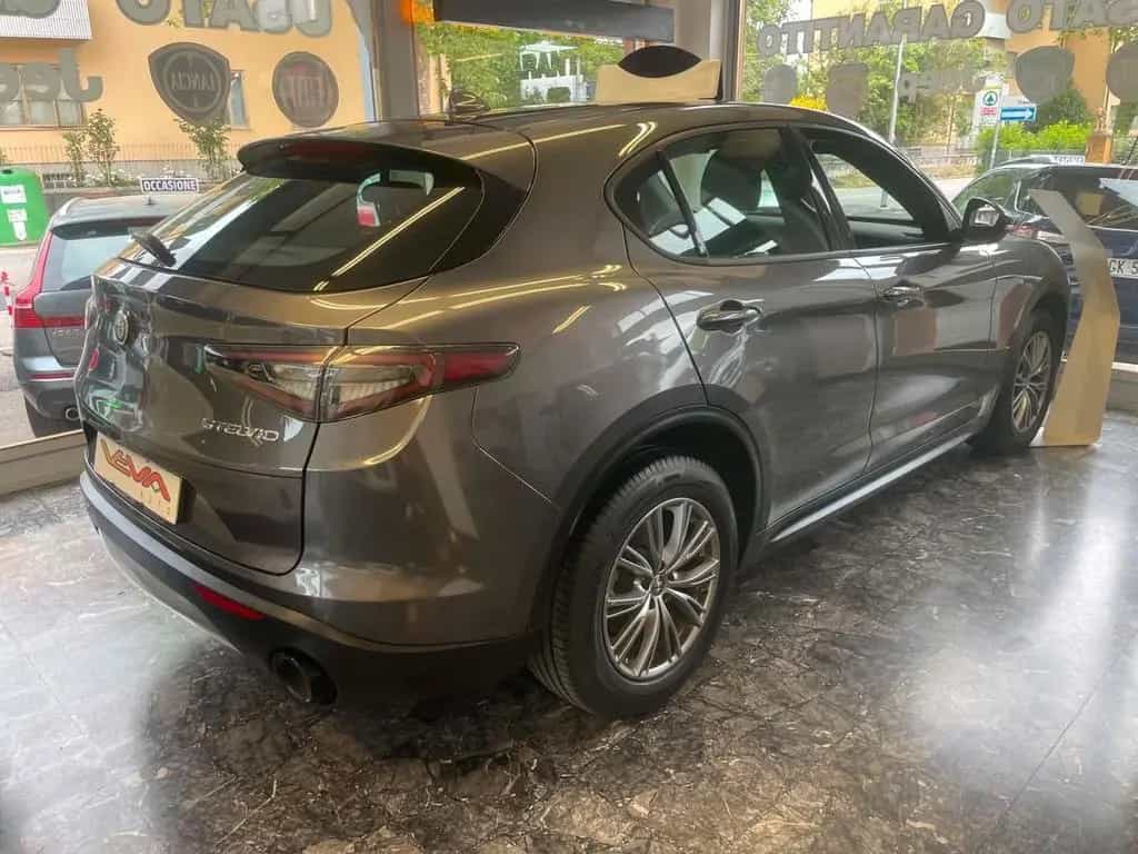 Alfa Romeo Stelvio 2.2 Turbodiesel 210 CV AT8 Q4 05/2023-photo-7