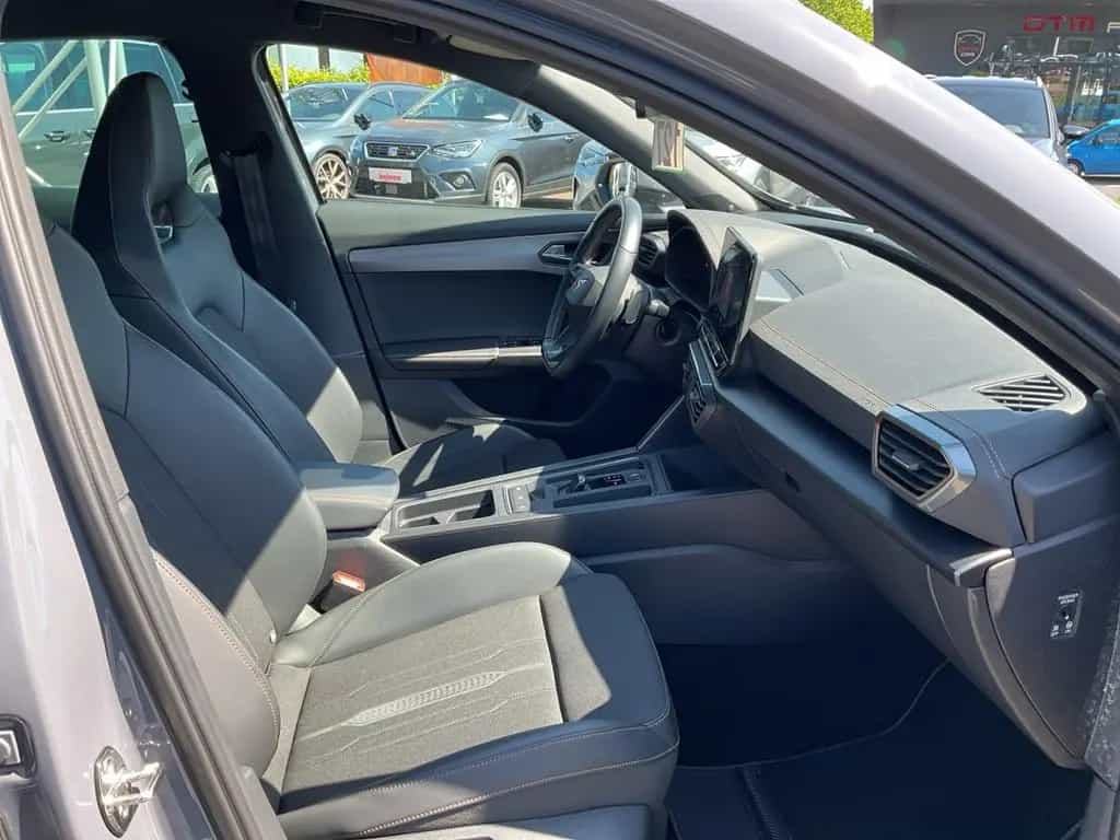 Cupra Formentor 2.0 TSI DSG 4Drive VZ NAVI LED AHK 19Z 04/2023-photo-10