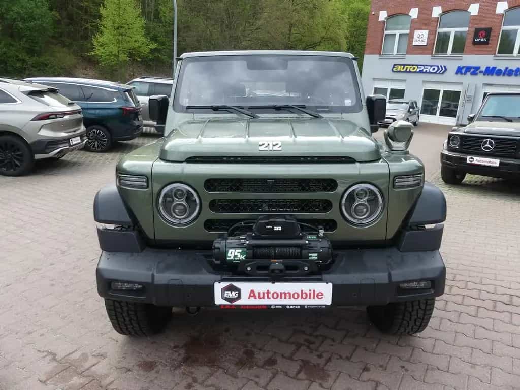 BAW 212 *4x4*Automatik*Leder*Kam*SHZ*LED*Seilwinde null-photo-1