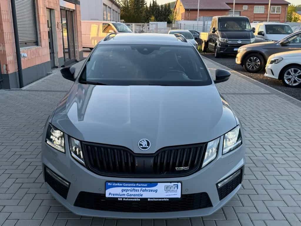 Skoda Octavia Combi RS *LED*NAVI*PANO*8 FACH*EURO 6* 01/2018-photo-8