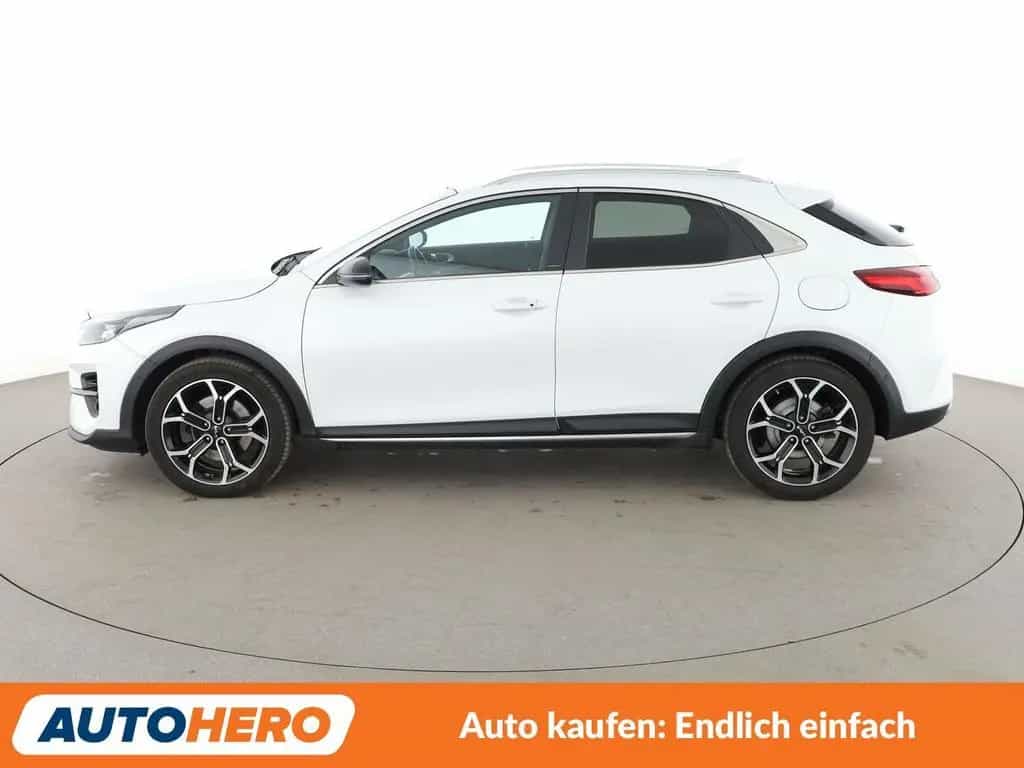 Kia XCeed 1.6 TGDI Black Xdition Aut.*NAVI*BiLED*CAM 08/2022-photo-2