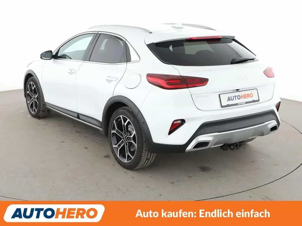 Kia XCeed 1.6 TGDI Black Xdition Aut.*NAVI*BiLED*CAM 08/2022-photo-3