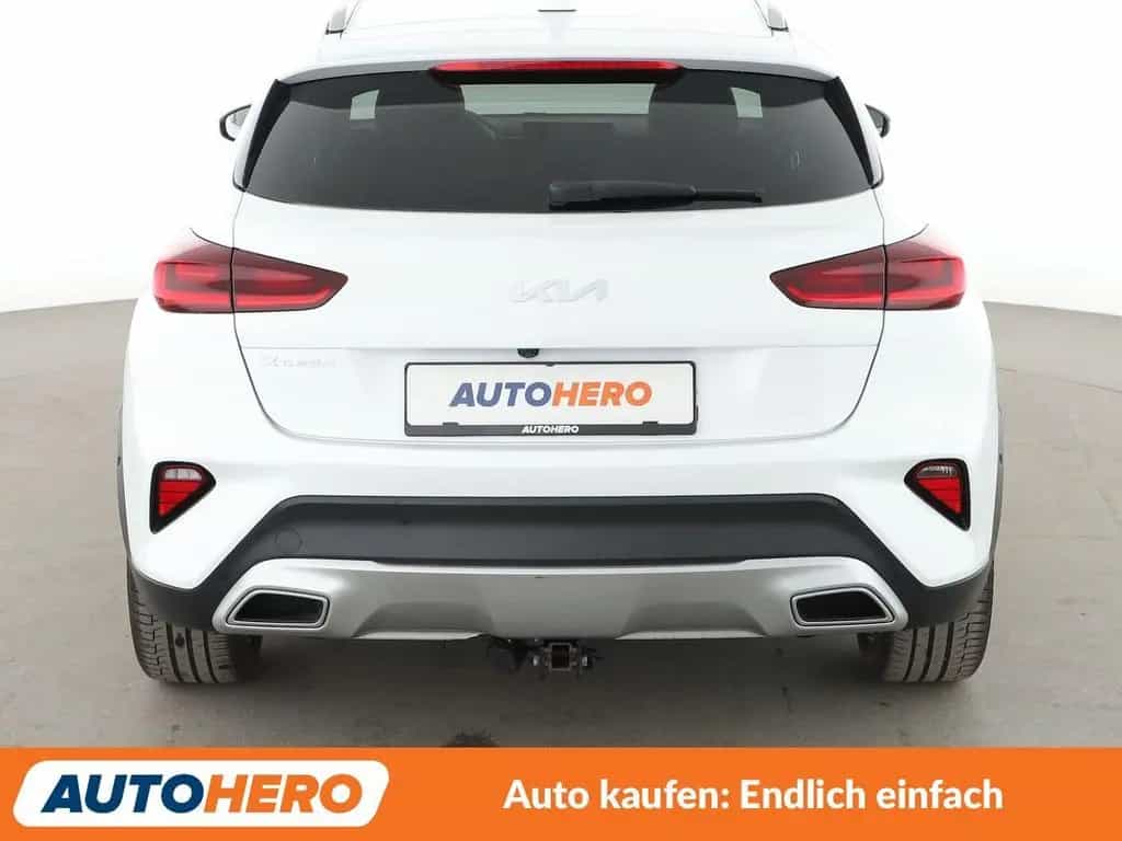 Kia XCeed 1.6 TGDI Black Xdition Aut.*NAVI*BiLED*CAM 08/2022-photo-4