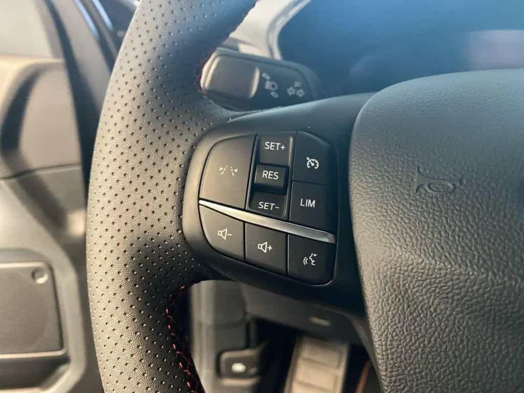 Ford Kuga ST-Line/ AHK abnehmbar/Ganzjahresreifen/LED 02/2026-photo-20