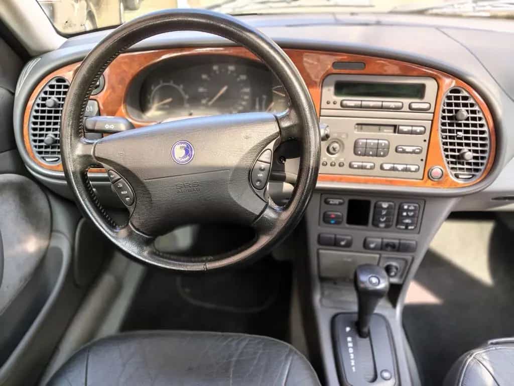Saab 9-3 2.0i T 16V cat 5 porte aut. SE 03/1999-photo-4