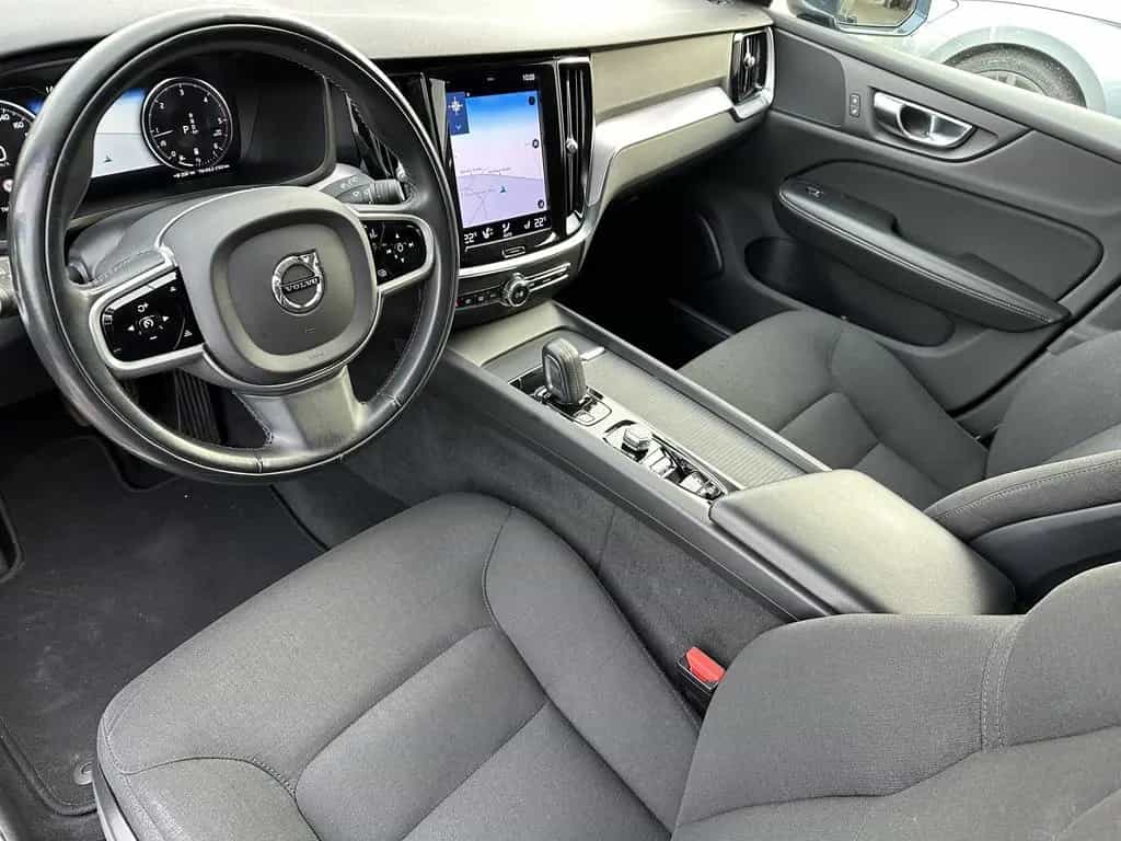 Volvo V60 B4 Momentum Pro NAV+LED+SHZ+KAM+DIGDISP+SH 03/2021-photo-7
