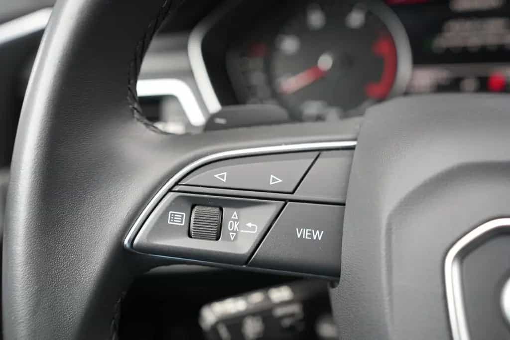 Audi A4 Avant 35 TDI advanced*ACC*DAB*CARPLAY*AHK*MMI 08/2022-photo-25
