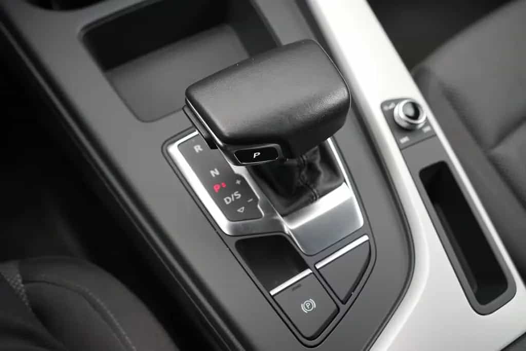 Audi A4 Avant 35 TDI advanced*ACC*DAB*CARPLAY*AHK*MMI 08/2022-photo-32