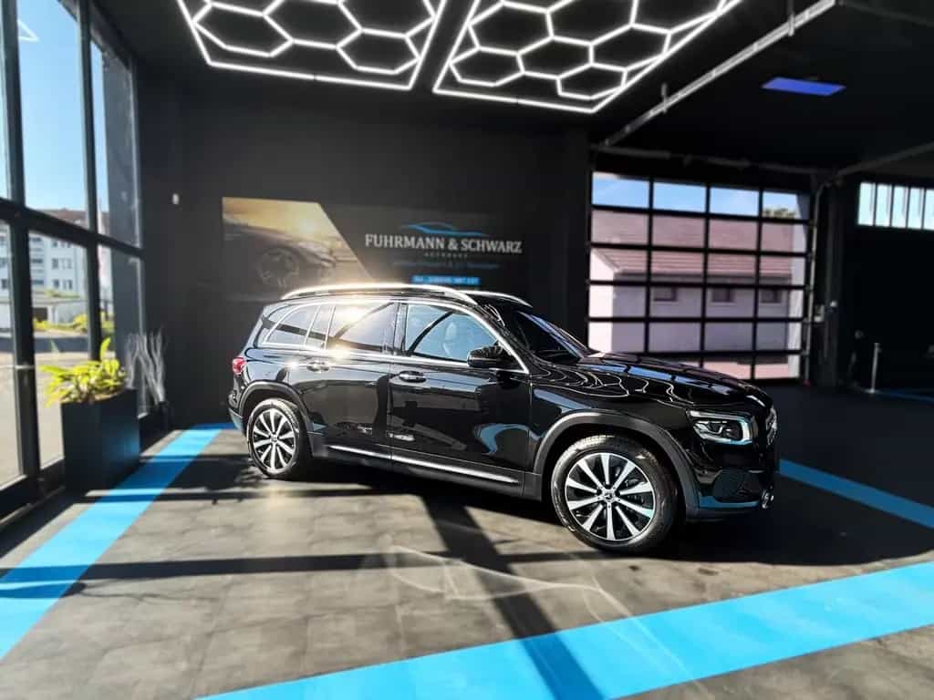 Mercedes-Benz GLB 250 GLB250 4Mat8G Progressive+Pano+Mulibeam+Rfkm. 10/2020-photo-1