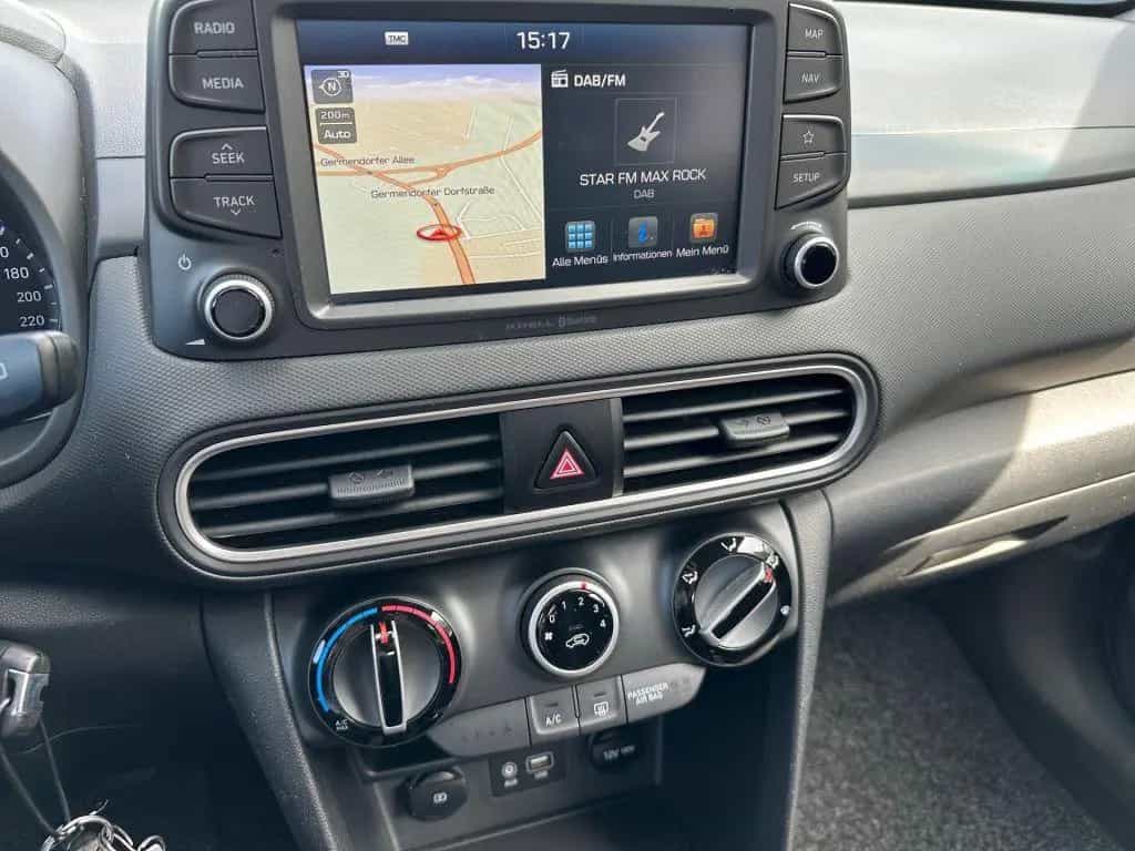 Hyundai KONA 1.0 T-GDI Trend Kamera Kamera Navi Shz 09/2018-photo-12