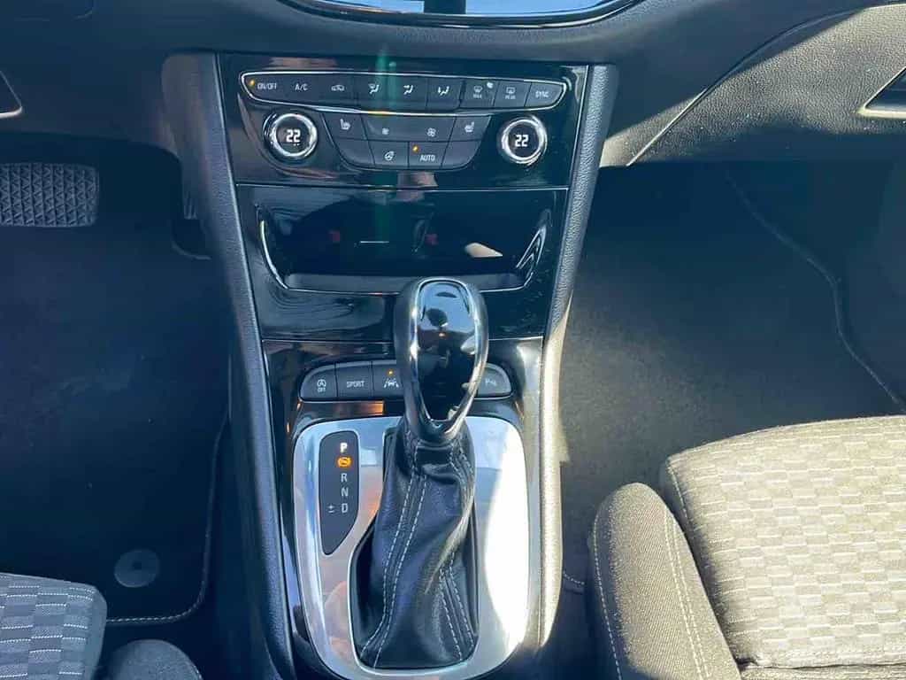 Opel Astra 1.6 Turbo ON Innovation/Technologie 02/2018-photo-11