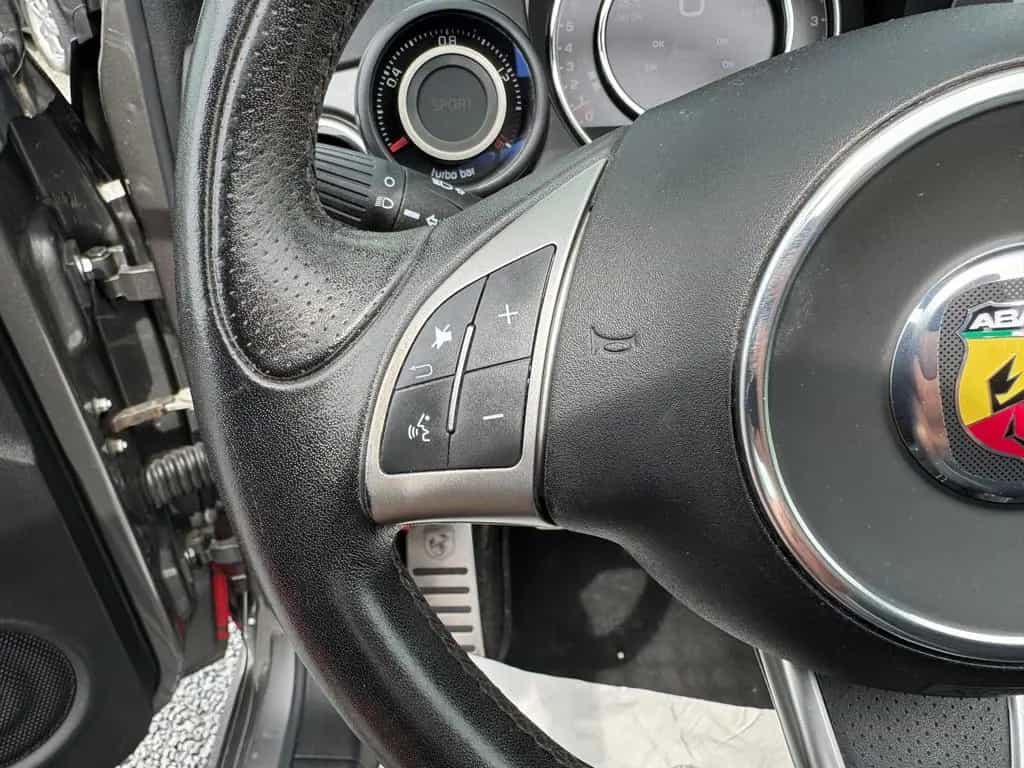Abarth 500 Cabrio 1.4 595 C *Custom*Radio*PDChi*Faltdac 06/2015-photo-13