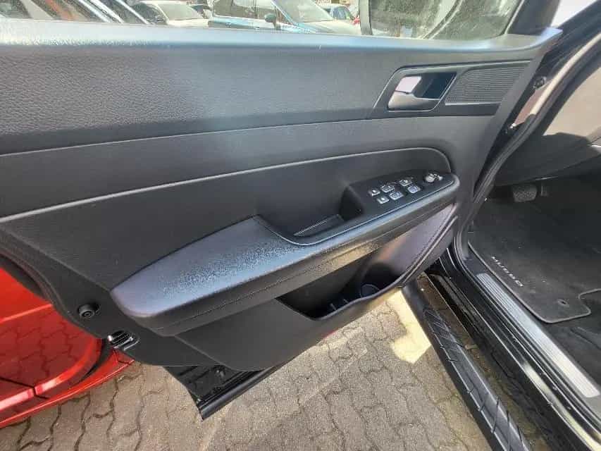 Ssangyong MUSSO GRAND 2.2 TD 4x4 AT Sapphire+HARDTOP+AHK+ 02/2021-photo-16