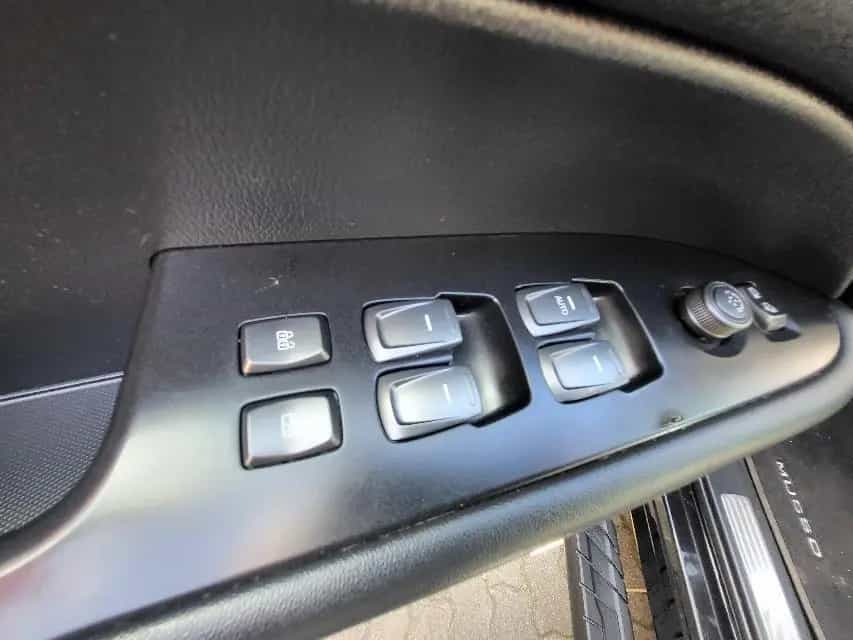 Ssangyong MUSSO GRAND 2.2 TD 4x4 AT Sapphire+HARDTOP+AHK+ 02/2021-photo-17